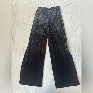 R&M Richards Black Velvet Pants – Women’s Size 10